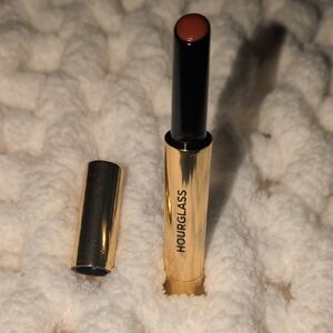 Hourglass Phantom Volumizing Glossy Balm